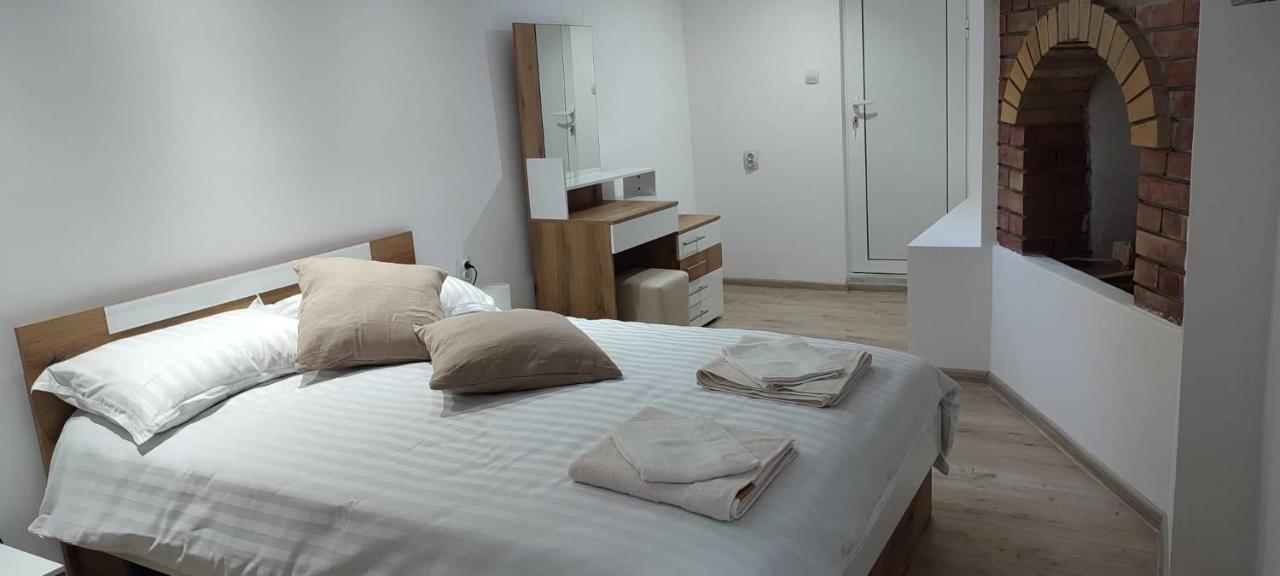 Arts Guest House -Beautiful Villa For 6 Persons Wielkie Tyrnowo Zewnętrze zdjęcie